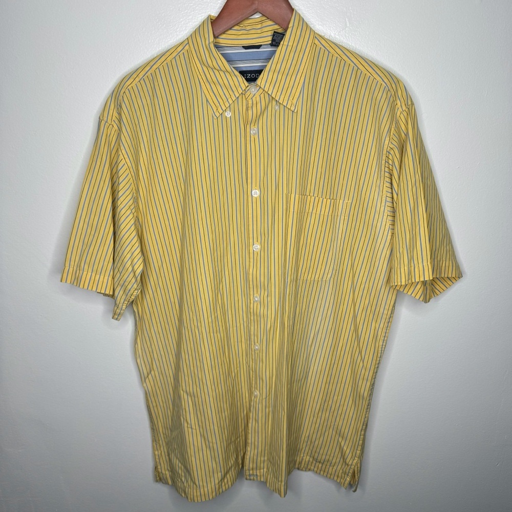 IZOD Short Sleeve Button Down Shirt 100% Cotton Size L